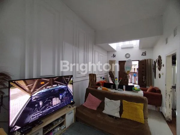 image RUMAH 2 LANTAI SIAP HUNI DI BUMI ADIPURA DEKAT TOL GEDEBAGE (4)