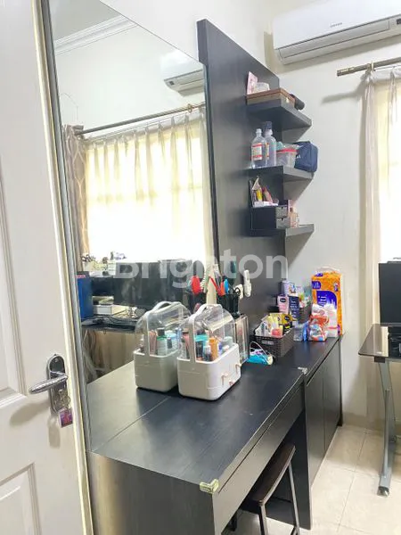 image RUMAH GREENWOOD SEMARANG FURNISH JUAL CANTIK (1)