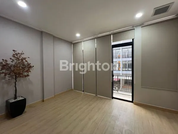 image RUKO GANDENG 3 LANTAI GADING SOHO - FULL FURNISHED SIAP PAKAI (7)