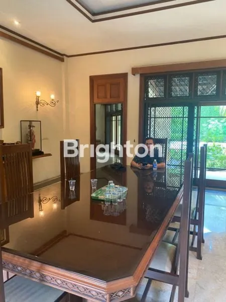image RUMAH MEWAH PATRA KUNINGAN HARGA DI BAWAH NJOP LOKASI SUPER PREMIUM JAKARTA SELATAN (2)