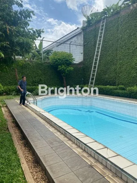image RUMAH MEWAH PATRA KUNINGAN HARGA DI BAWAH NJOP LOKASI SUPER PREMIUM JAKARTA SELATAN (8)