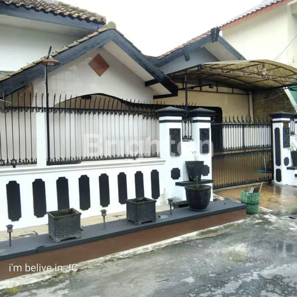 image RUMAH NYAMAN DI LOKASI STRATEGIS (1)