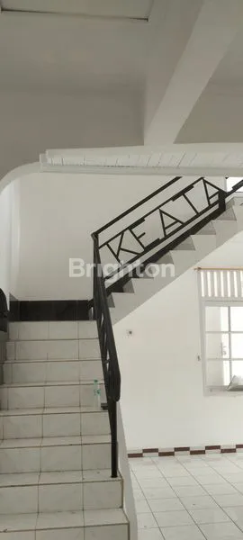 image RUMAH DUA LANTAI SIAP HUNI DI RENGGANIS  (5)