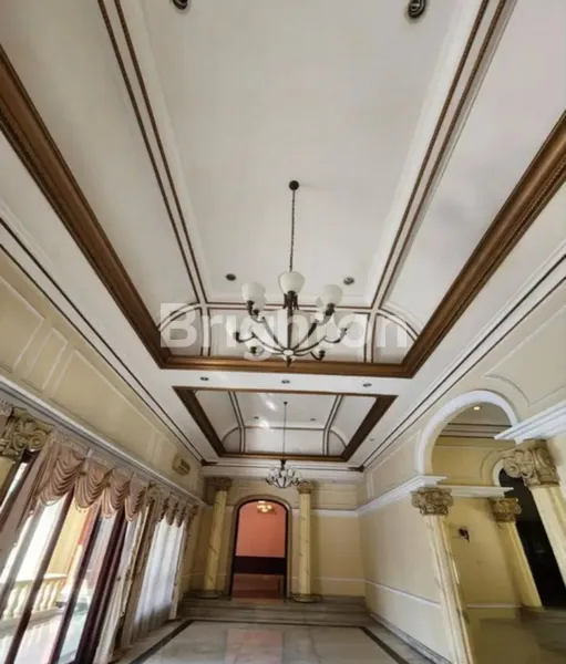 image RUMAH SIAP HUNI RAYA JEMUR ANDAYANI, STRATEGIS COCOK UTK KANTOR, BANK, SHOWROOM, KLINIK. DEKAT A YANI, JEMURSARI, KENDANGSARI, RUNGKUT (3)