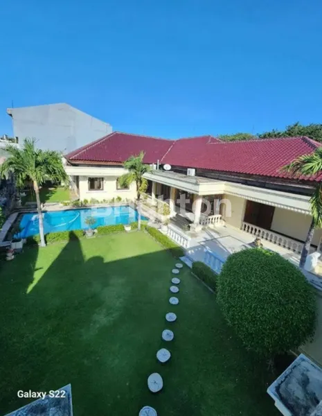 RUMAH SIAP HUNI RAYA JEMUR ANDAYANI, STRATEGIS COCOK UTK KANTOR, BANK, SHOWROOM, KLINIK. DEKAT A YANI, JEMURSARI, KENDANGSARI, RUNGKUT