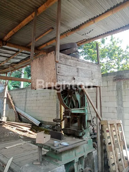 image DI SEWAHKAN PABRIK PENGGERGAJIAN KAYU (2)