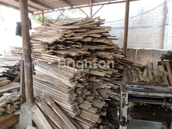 image DI SEWAHKAN PABRIK PENGGERGAJIAN KAYU (4)