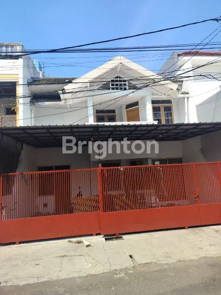 image DISEWAKAN RUMAH 2 LANTAI LOKASI DI NGINDEN INTAN, SURABAYA (1)