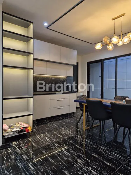 image RUMAH MEWAH 2 LANTAI CLUSTER BELLWOOD KOTA WISATA (8)