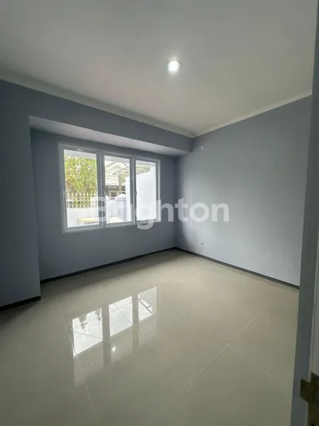 image *RUMAH MINIMALIS NIRWANA DEKAT SUPERINDO RAYA MERR, RUNGKUT* (5)