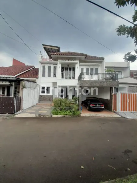 image DIJUAL SUPER MURAH  KOST 17 KAMAR DI MUTIARA SENTUL. (1)