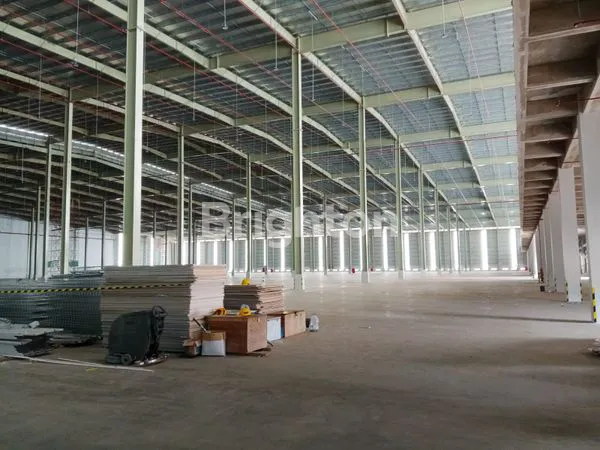 image GUDANG BARU DI AREA NAROGONG  (5)