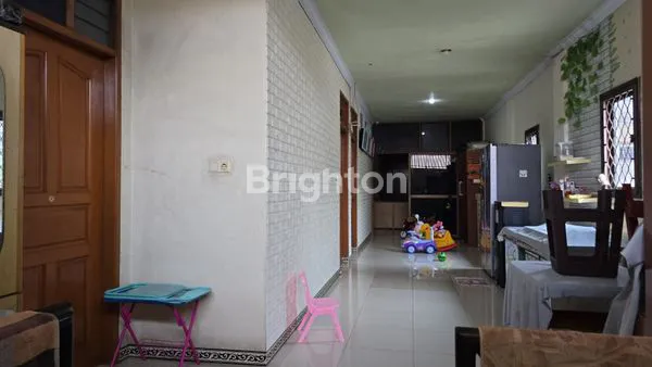 image RUMAH BESAR PADEMANGAN UK 7X21 AKSES JALAN 2 MOBIL SHM 3 LANTAI JAKARTA UTARA (3)
