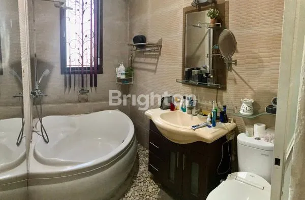 image RUMAH HUNIAN DALAM CLUSTER KENCANA LOKA SEK.12.5 (7)