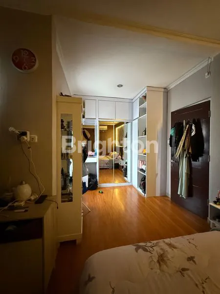 image RUMAH MEWAH FULL RENOV 2 LANTAI DI CLUSTER ELITE METLAND CIBUBUR (5)