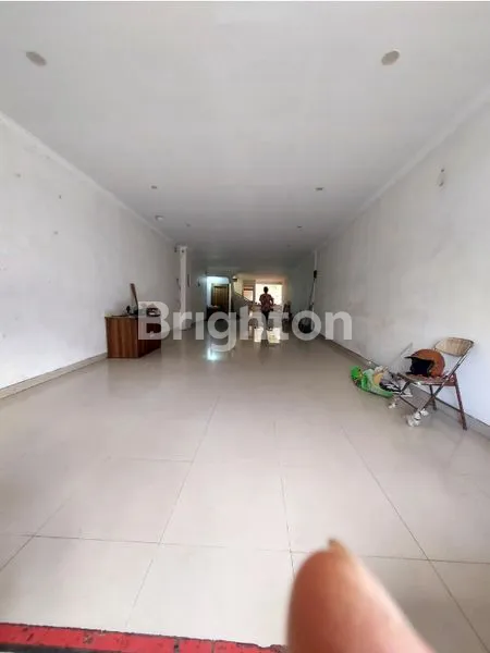 image KOPO TKI RUKO 2 LANTAI DIKONTRAKAN RP. 150JT/TH LT-150M² LB-275M² JALAN UTAMA  (2)