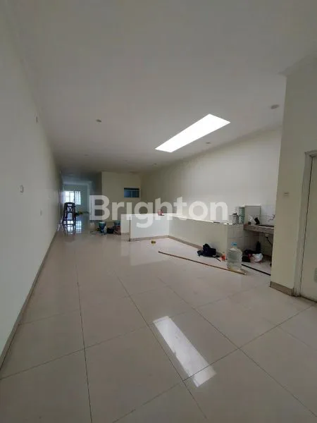 image KOPO TKI RUKO 2 LANTAI DIKONTRAKAN RP. 150JT/TH LT-150M² LB-275M² JALAN UTAMA  (8)