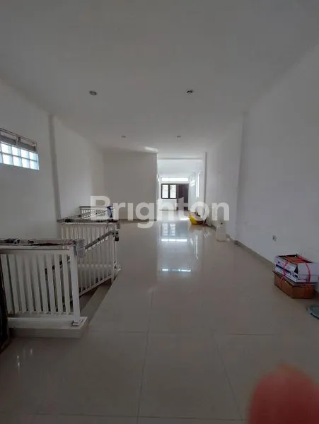 image KOPO TKI RUKO 2 LANTAI DIKONTRAKAN RP. 150JT/TH LT-150M² LB-275M² JALAN UTAMA  (7)