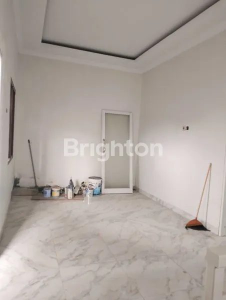 image RUMAH BARU MINIMALIS MODERN SIAP HUNI 5 MENIT KE LRT DAN AKSES TOL (8)