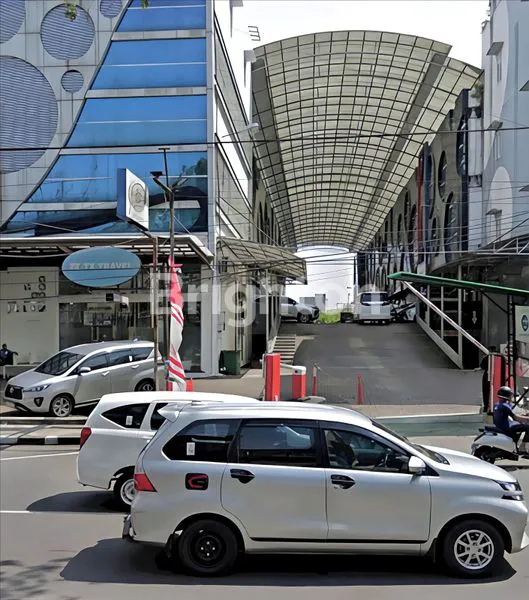 image DISEWAKAN RUKO BISNIS SIAP HUNI KOMPLEK CENTRIUM JL. BRIGJEND KATAMSO  (2)