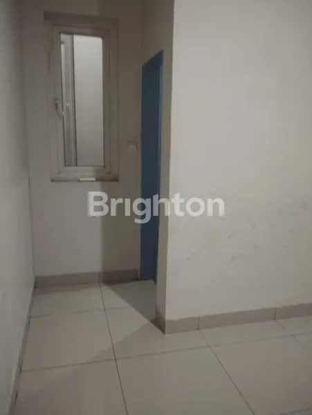 image RUMAH 2TINGKAT DI DALAM KOMPLEK PERUMAHAN ELITE GIVENCYONE GAPERTA UJUNG MEDAN (4)