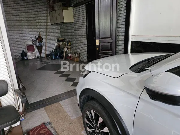 RUMAH SIAP HUNI  LENGKAP DI KETINTANG BARU.