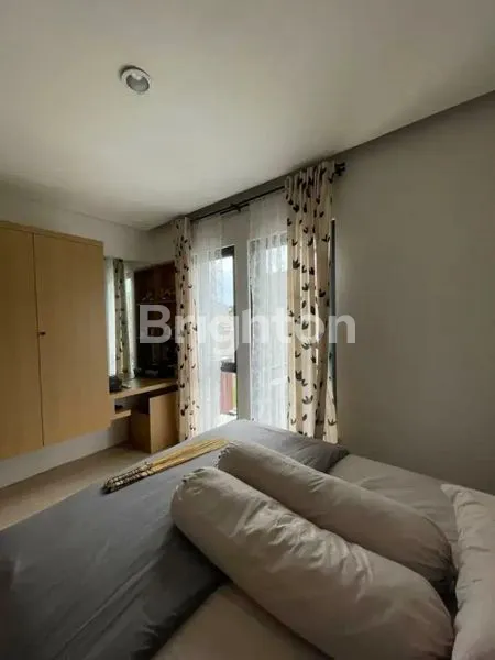 image RUMAH FULLY FURNISHED DI PERUMAHAN TABEBUYA BSD, CLUSTER INVENSIHAUS (1)