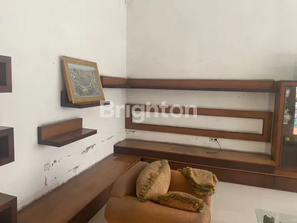 image RUMAH DAN RUKO DI PUSAT KOTA SIDOARJO (8)