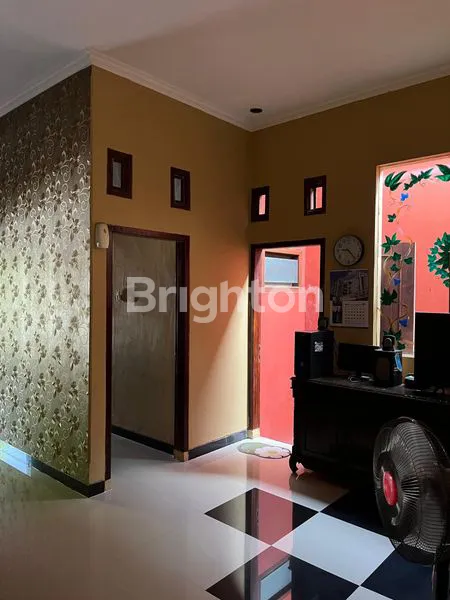 image RUMAH STRATEGIS TENGAH KOTA LOKASI PUSPOWARNO SEMARANG BARAT (7)