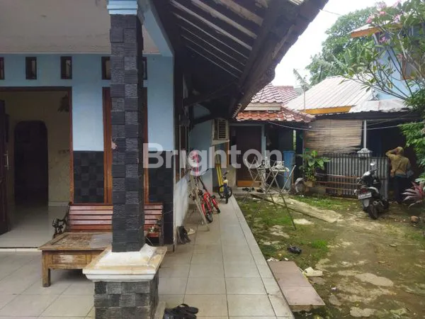 image DIJUAL 2 RUMAH +  6 KIOS DI STRATEGIS PINGGIR JALAN SERUA RAYA, CIPUTAT (2)