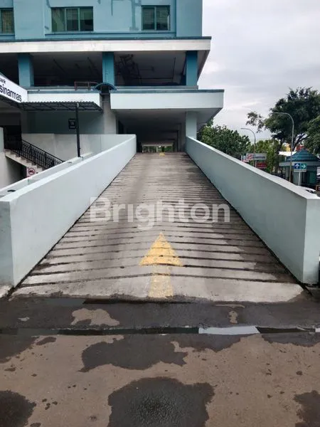 image KIOS BESAR LOKASI STRATEGIS SIAP PAKAI EX INDOMART APARTEMEN RIVERSIDE MUARA INDAH PLUIT JAKARTA UTARA (3)