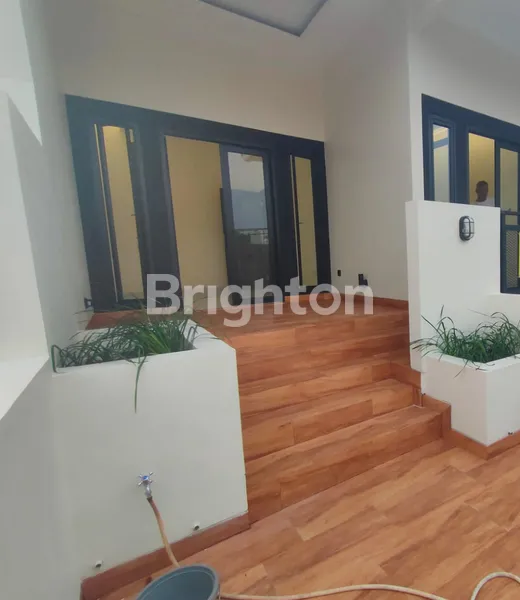 image  RUMAH BARU STATEGIS DI GRAHA BINTARO (2)