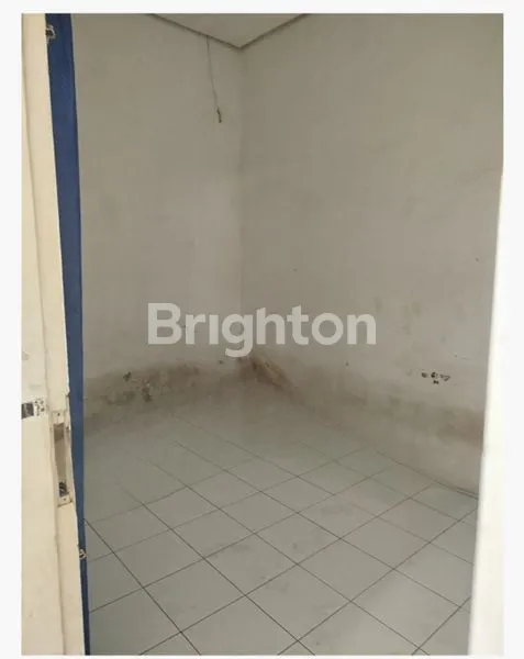 image RUMAH TEPI JALAN BISA BUAT USAHA BLIMBING (2)