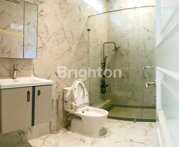 image RUMAH MEWAH DI HOOK (6)