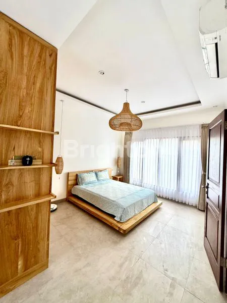 image RUMAH SEMI VILLA SIAP HUNI SEMINYAK (4)