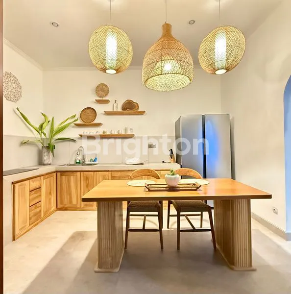 image RUMAH SEMI VILLA SIAP HUNI SEMINYAK (3)