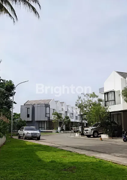 image RUMAH HOOK 2 LANTAI VIEW TAMAN DI GYAN RESIDENCE, CISAUK – NYAMAN & EKSKLUSIF (3)