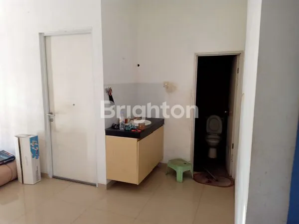 image RUMAH LUAS 4KT DI PERUMTAS JAMBANGAN - SHM SIAP KPR (8)