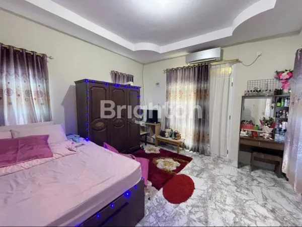 image RUMAH BESAR FULL RENOVASI LENGKAP DENGAN KOLAM RENANG PERUMAHAN ELIT (6)