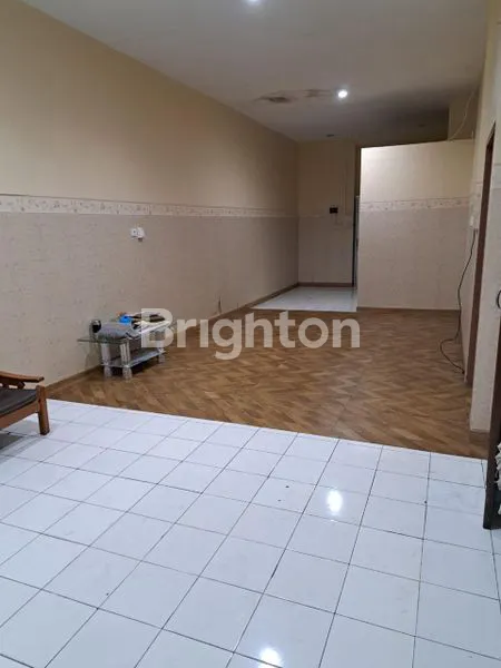 image RUMAH AREA KOMERSIAL KOTA SOLO (3)