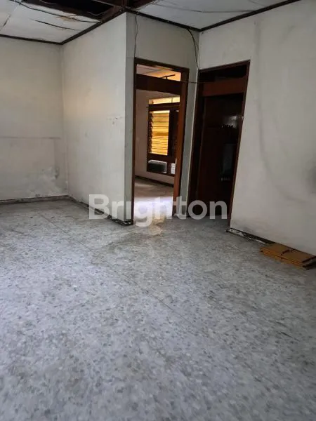 image RUMAH AREA KOMERSIAL KOTA SOLO (1)