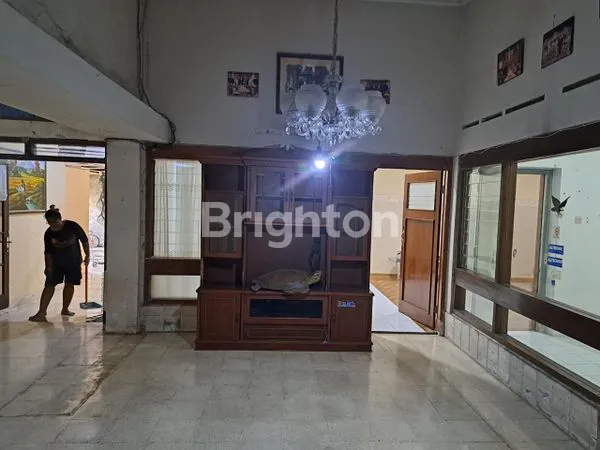 image RUMAH AREA KOMERSIAL KOTA SOLO (7)