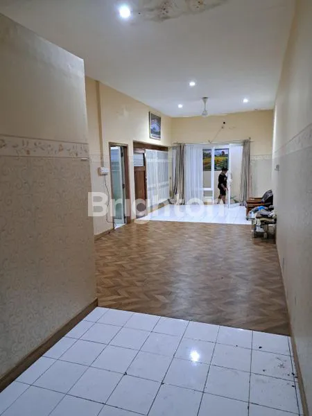 image RUMAH AREA KOMERSIAL KOTA SOLO (5)