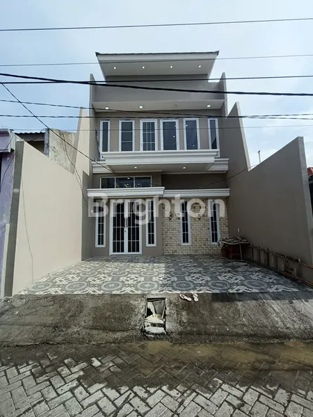 image RUMAH CANTIK PERUM TENGGER MANUKAN SURABAYA BARAT (1)