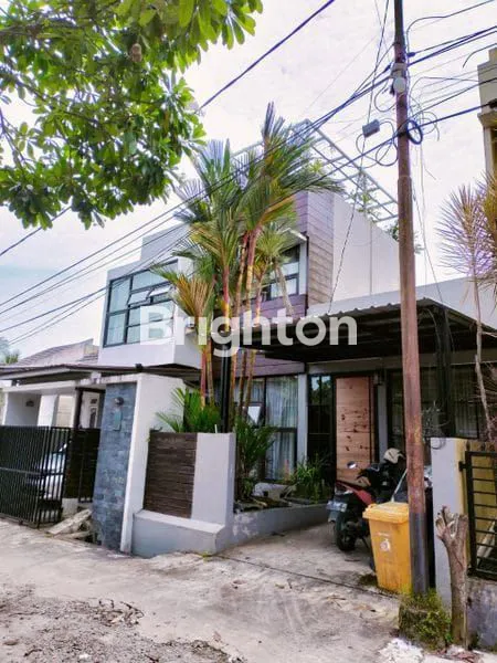 image DIJUAL RUMAH FULLFURNISH TENGAH KOTA BERNUANSA MINIMALIS LOKASI DALAM PERUMAHAN REGENCY AMAN NYAMAN HARGA NEGO (2)