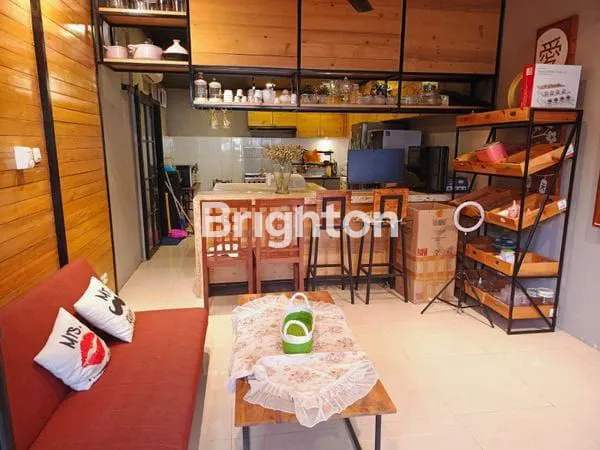 image DIJUAL RUMAH FULLFURNISH TENGAH KOTA BERNUANSA MINIMALIS LOKASI DALAM PERUMAHAN REGENCY AMAN NYAMAN HARGA NEGO (4)