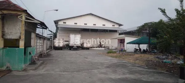 image DIJUAL GUDANG KONDISI MULUS TERAWAT , KEPATIHAN MENGANTI GRESIK (3)