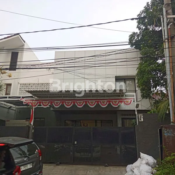 image DIJUAL RUMAH DI NOL JALAN PATMOSUSASTRO, SANGAT STRATEGIS DEKAT MAYJEN SUNGKONO, DIPONEGORO, KUTAI.... COCOK UNTUK KANTOR, USAHA, CAFE, RESTO, DLL. (1)