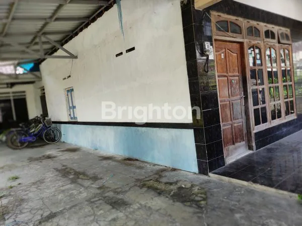 image RUMAH LUAS 433M² DI JANTUNG KOTA MADIUN, DEKAT SUN CITY MALL (7)