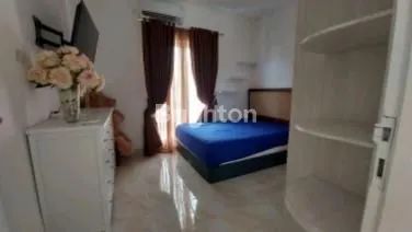 image RUMAH MEWAH 2 LANTAI, FULL FURNISH  EL CLASICO SUKABANGUN - SHM SIAP HUNI (4)